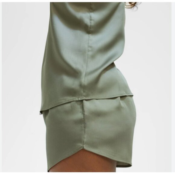 Ettitude Sateen Shortie in Moss Green Loose Comfy hypoallergenic Pijama Size XXL - Picture 3 of 3